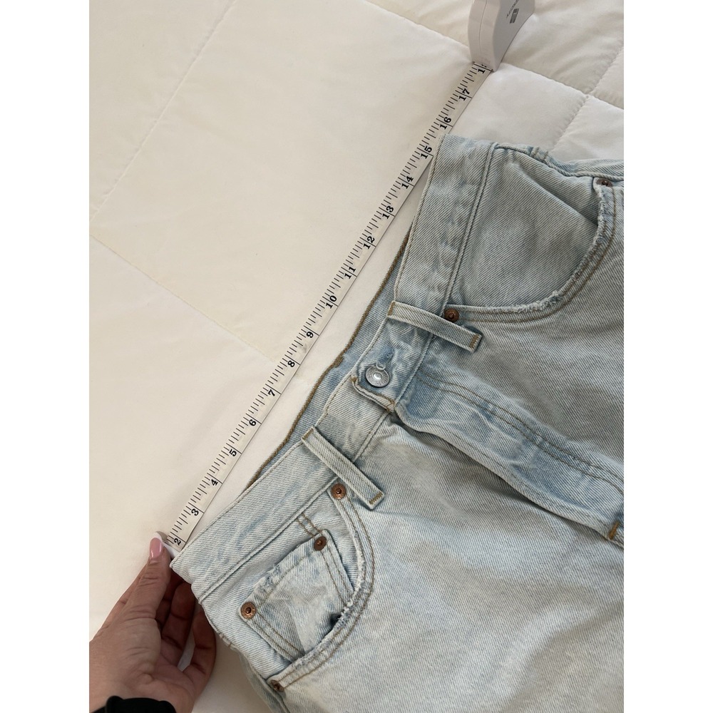 Levi's 501 Women's Denim Cutoff Shorts Size 29 / 8 High Rise Raw Hem Distressed - Picture 7 of 9
